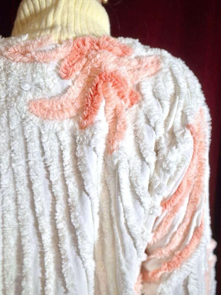 c.1970s Star & Ribbon Chenille Sweat