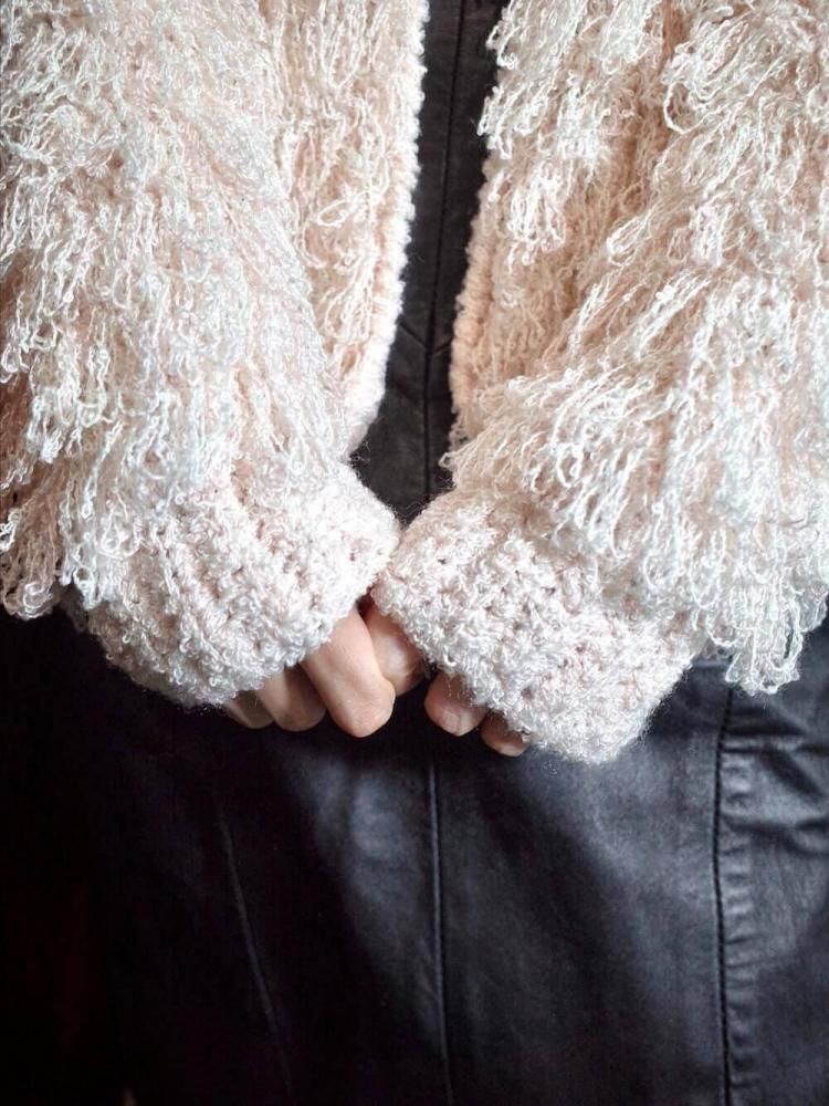 c.1960~70s Pale Pink Shaggy Fringe Knit Jacket