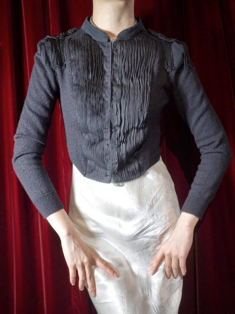 Napoleon Style Tight  Short Knit Cardigan