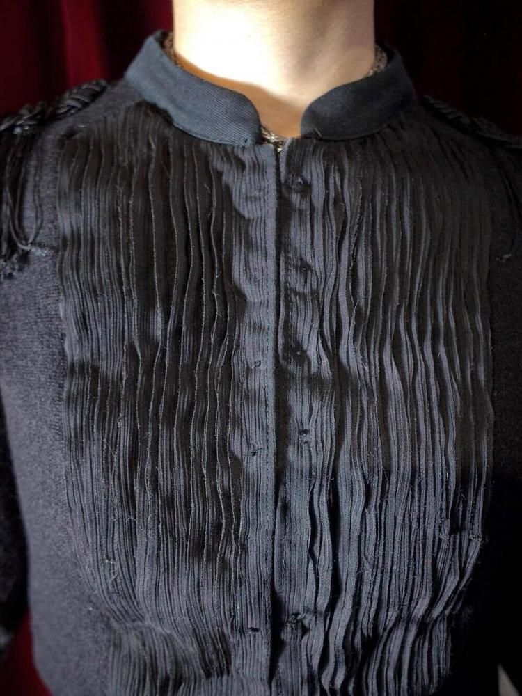 Napoleon Style Tight  Short Knit Cardigan
