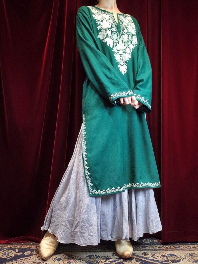 Kashmir Embroidery Slit Dress