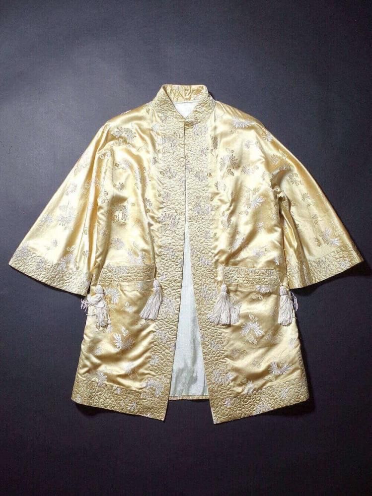 "Embroidery & Tassel" Jacquard China Gown Jacket
