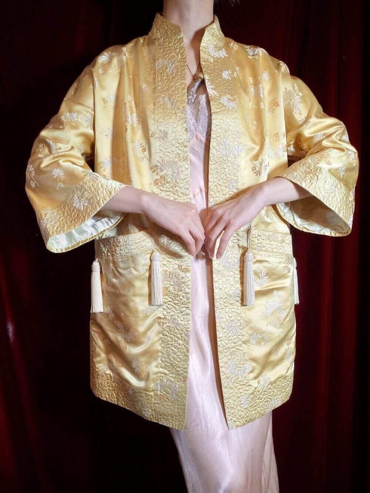 "Embroidery & Tassel" Jacquard China Gown Jacket