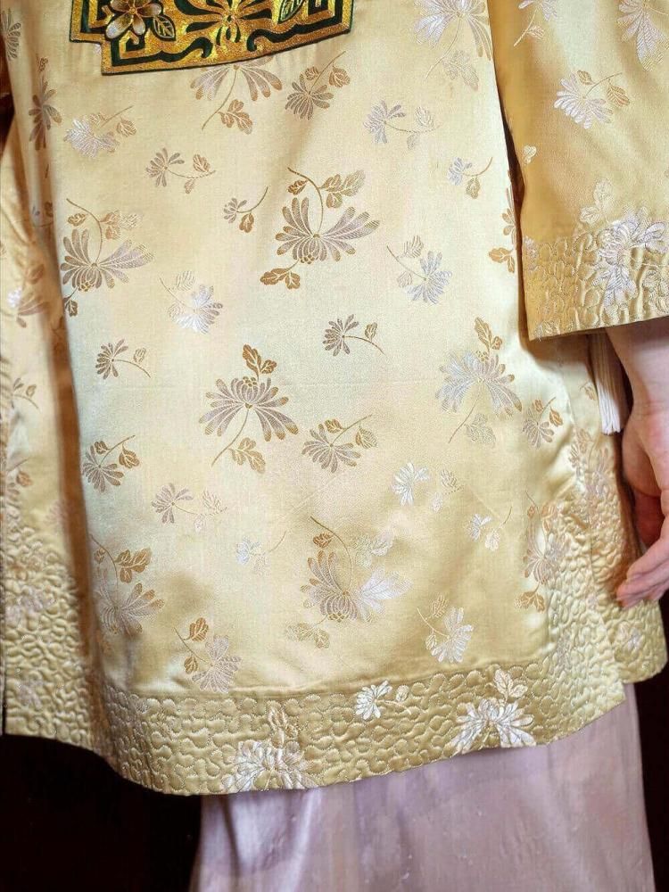"Embroidery & Tassel" Jacquard China Gown Jacket