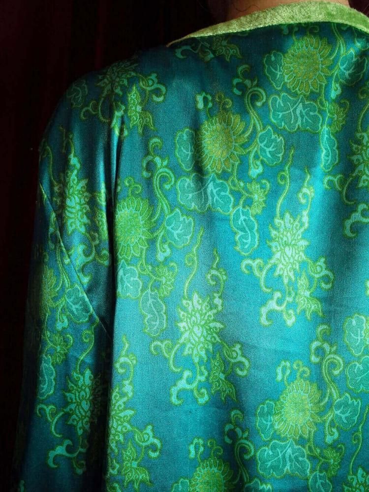 Oriental Embroidery China Gown