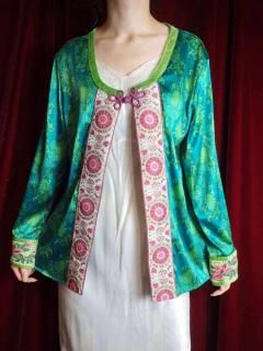 Oriental Embroidery China Gown