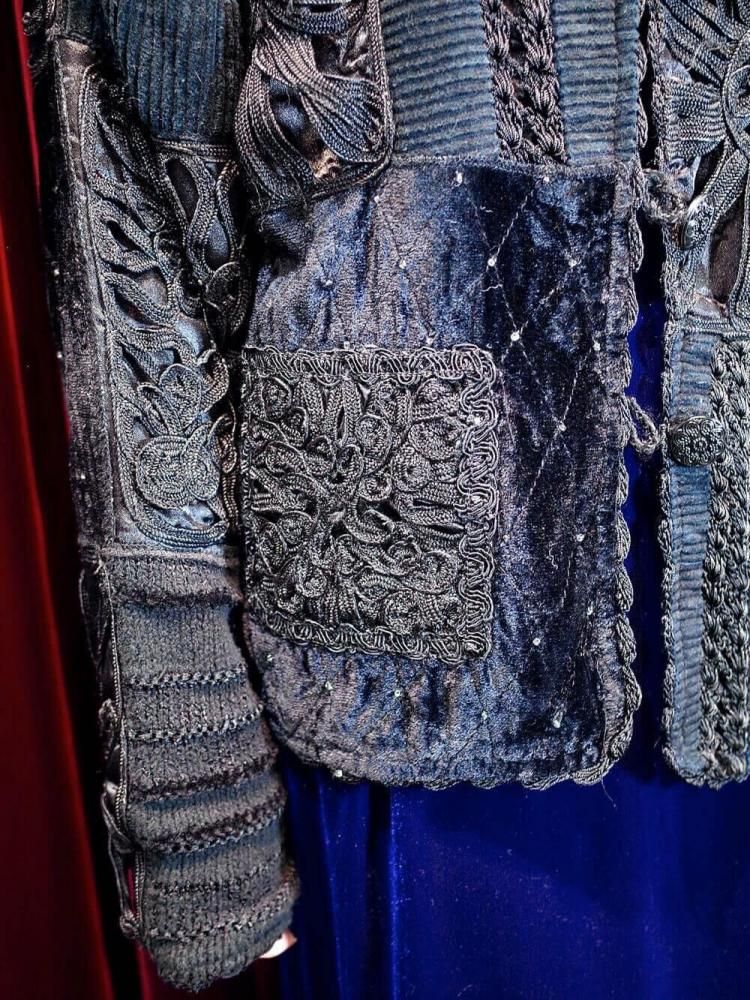 Code Embroidery  Velvet Quilting Switch Jacket