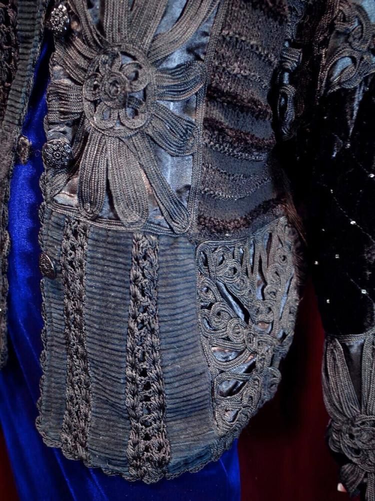 Code Embroidery  Velvet Quilting Switch Jacket