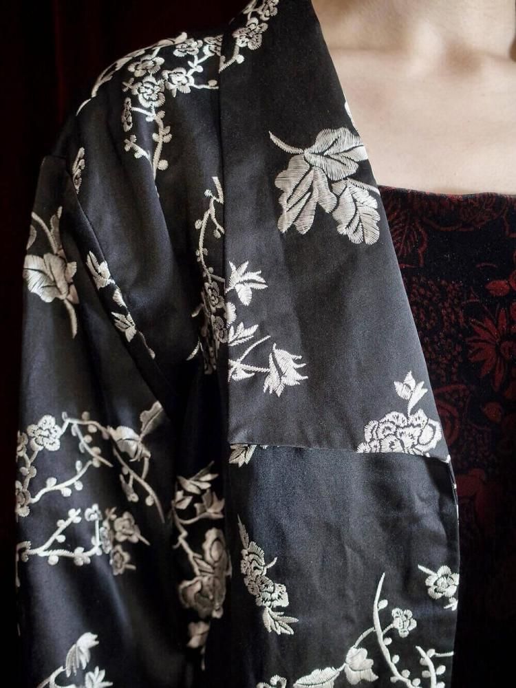 Black Silk  White Embroidery China Jacket