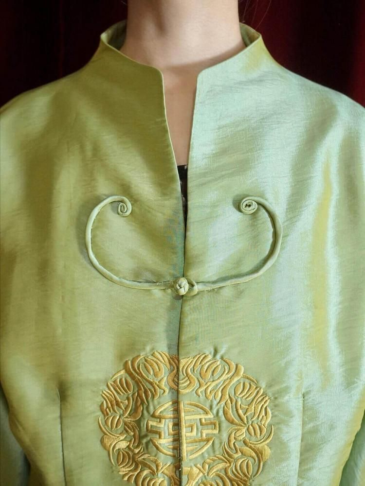 и Mint Green Embroidery China Jacket