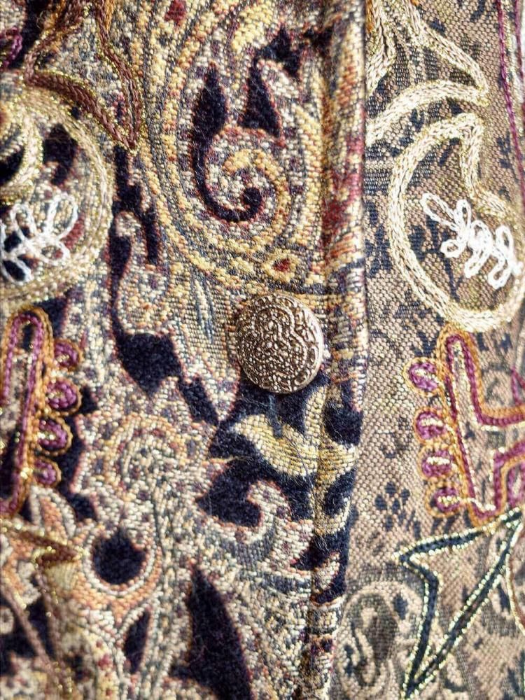 Switch & Embroidery Mao Collar Jacquard Jacket