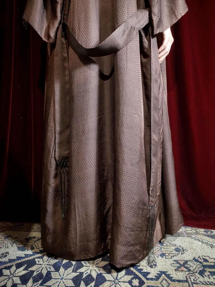 c.1950s Embracing Dragon Embroidery Gown