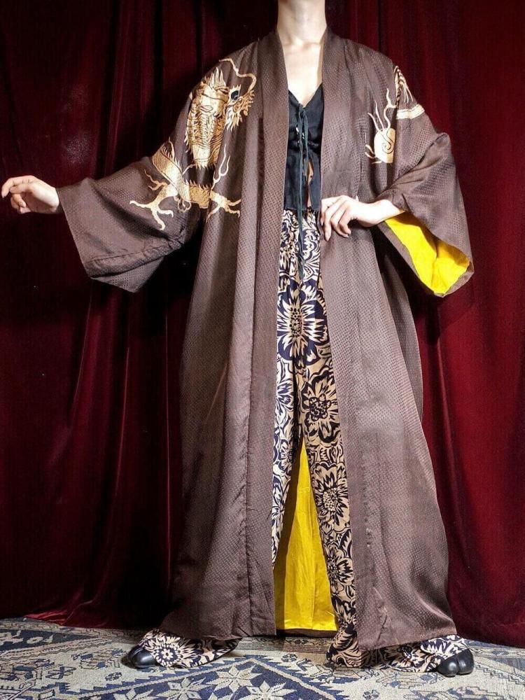 c.1950s Embracing Dragon Embroidery Gown