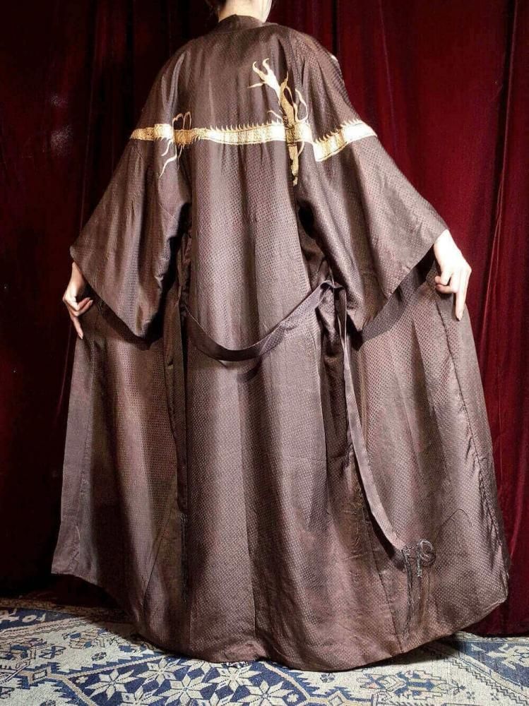 c.1950s Embracing Dragon Embroidery Gown