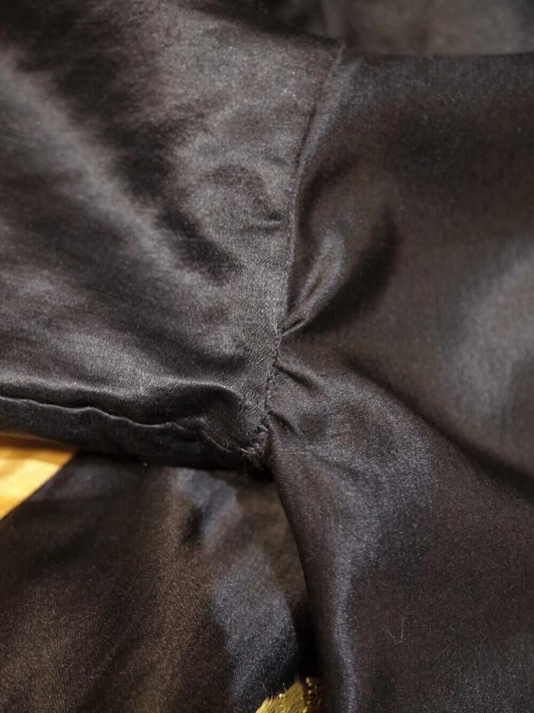 c.1950s Oriental Four Dragons Embroidery Gown