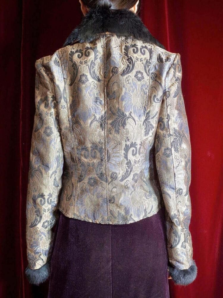Bronze Arabesque Fur Collar  China Buttons Jacket