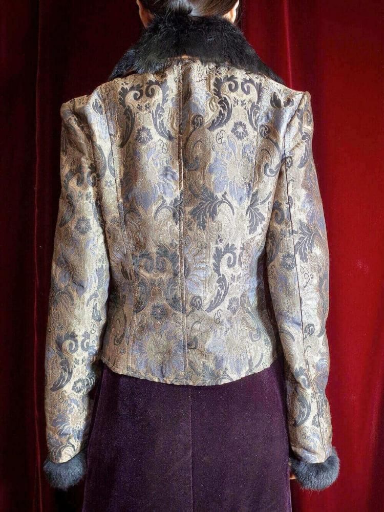 Bronze Arabesque Fur Collar  China Buttons Jacket