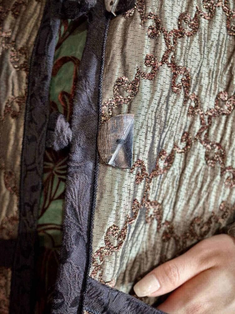 Damask Pattern Jacquard Jacket