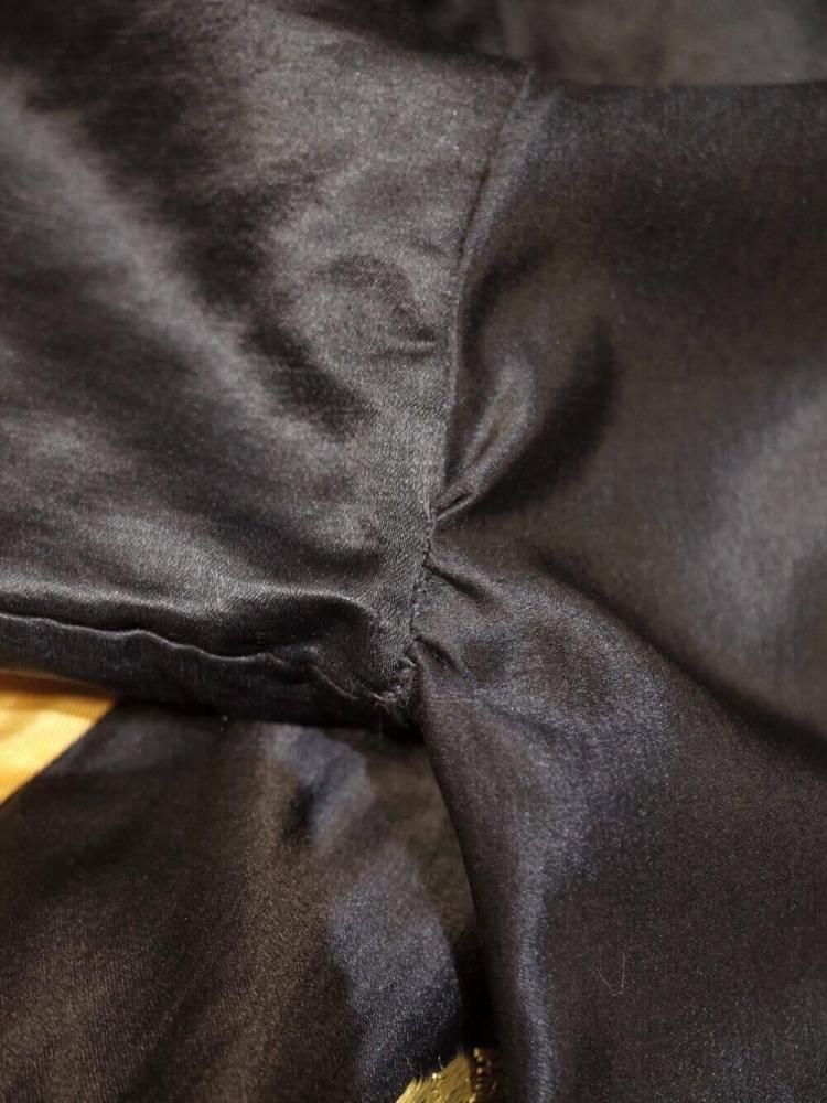 c.1950s Oriental Four Dragons Embroidery Gown