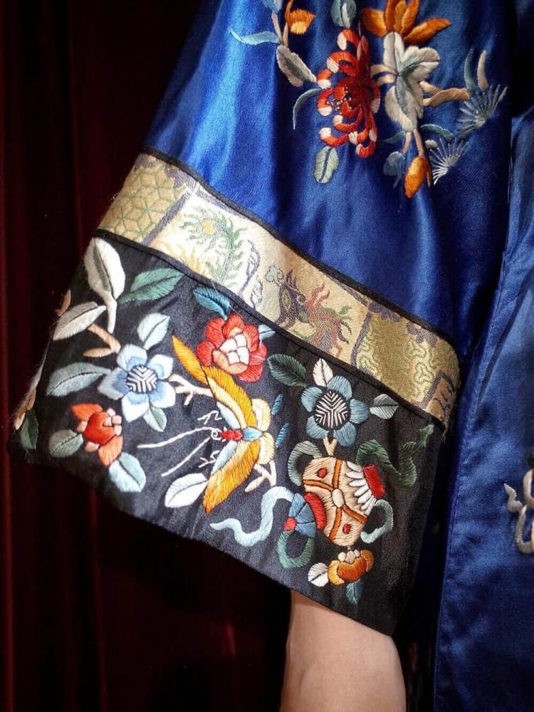 c.1920~30s Antique China Embroidery Silk Gown / Black Sleeves