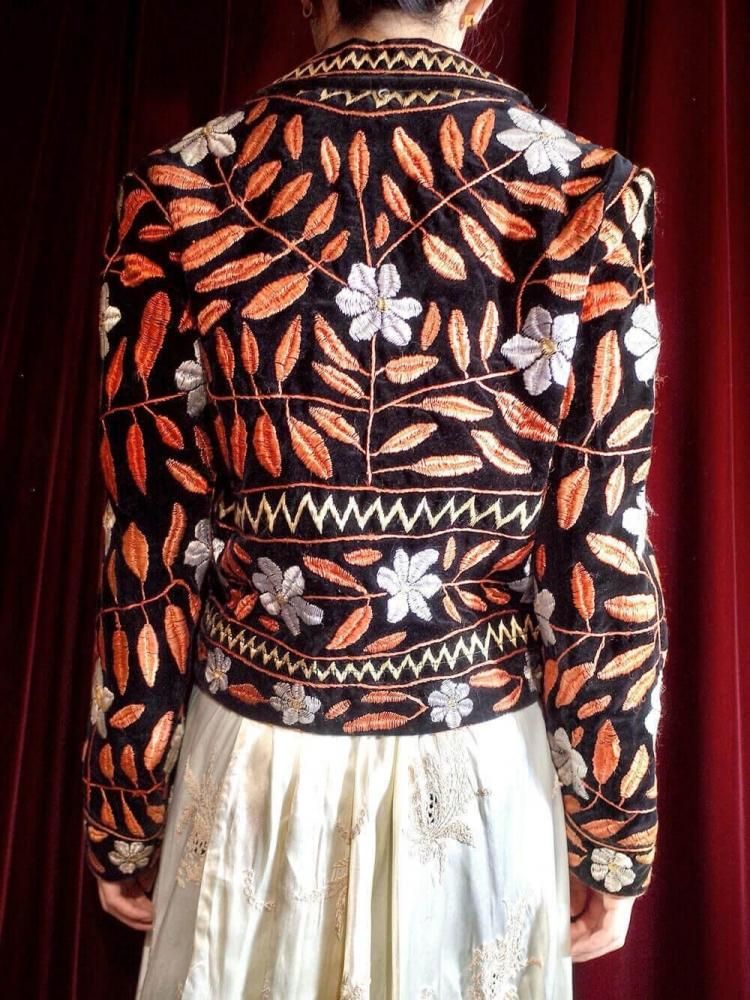 c.1950s Rare Suzani Embroidery Velvet Short Jacket
