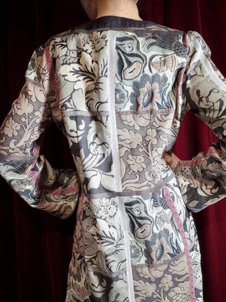 Oriental Jacquard China Button Gown