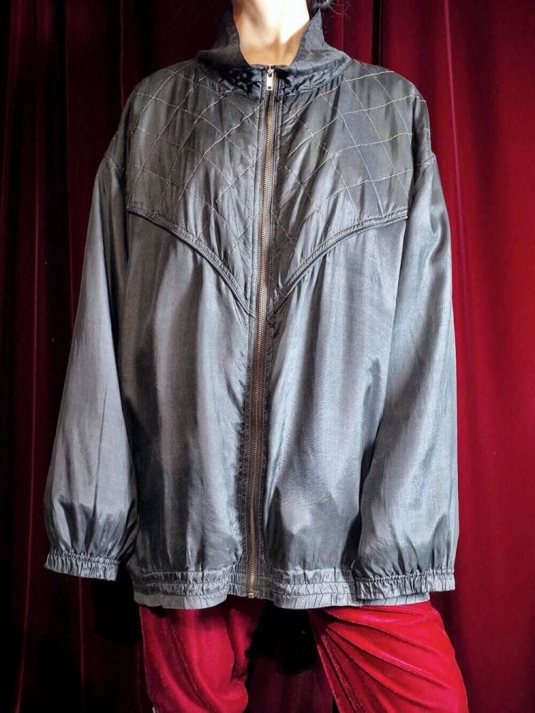 Black Silk �� Gold Stitch Quilting Blouson