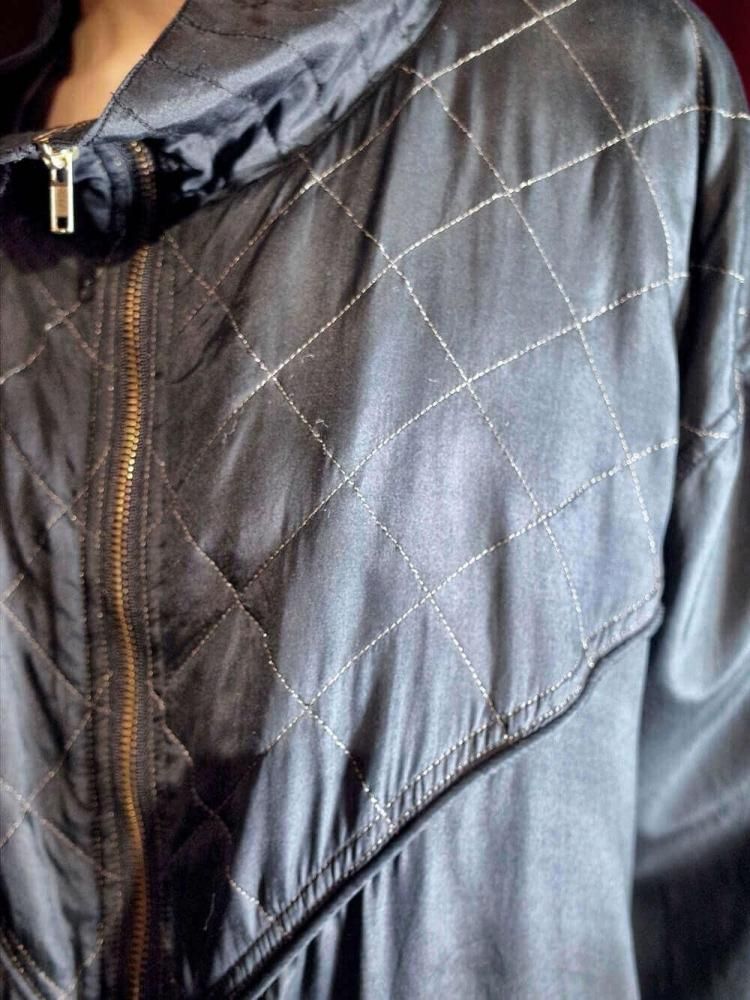 Black Silk �� Gold Stitch Quilting Blouson