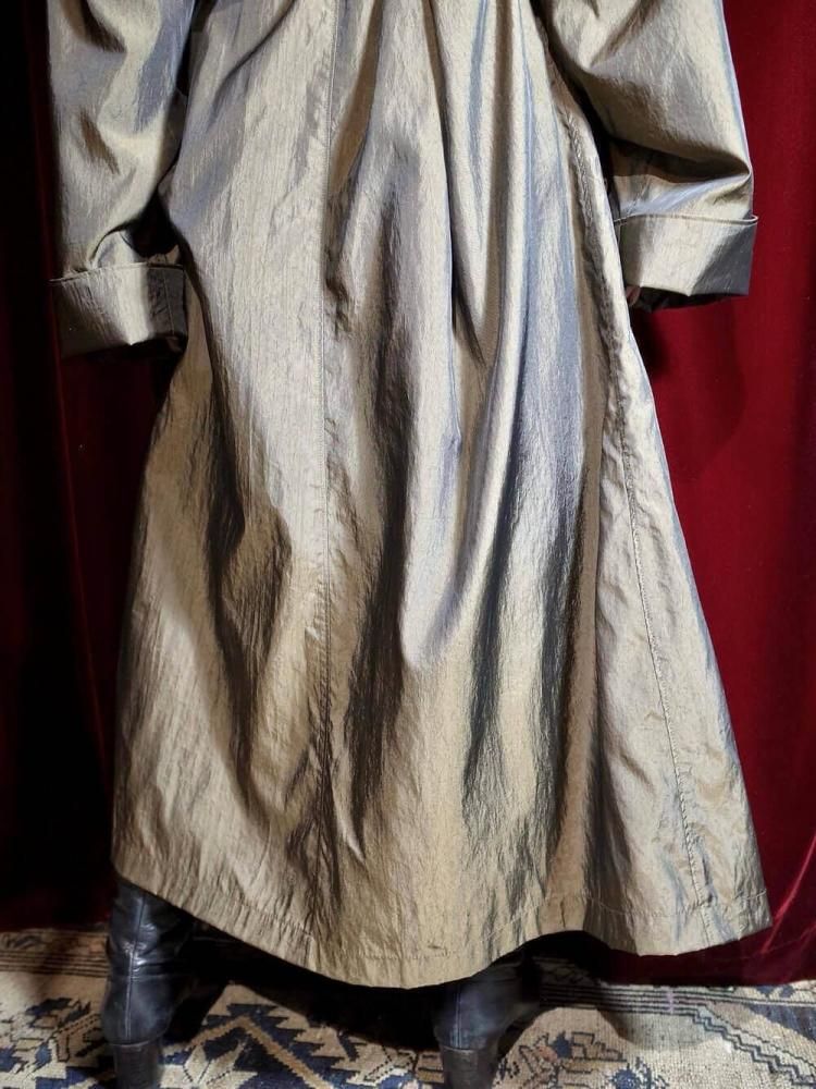 "Saks Fifth Avenue" �и� Bronze Over Silhouette Coat / �賰����ǽ�饤�ʡ���