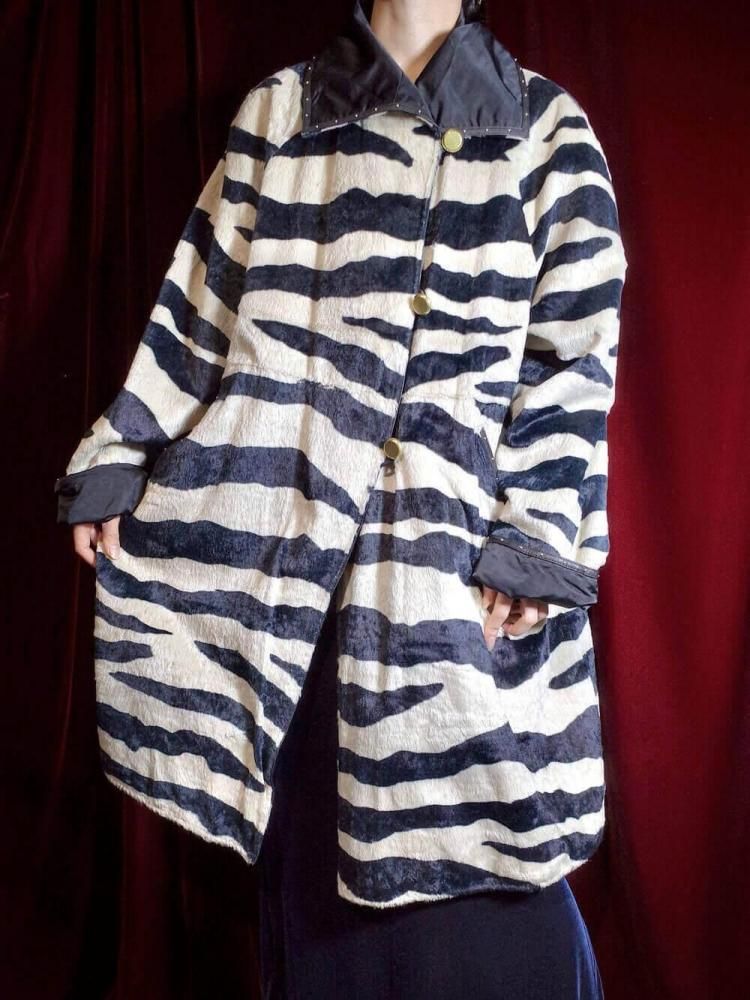 Zebra Fur �� Black Nylon Reversible Coat