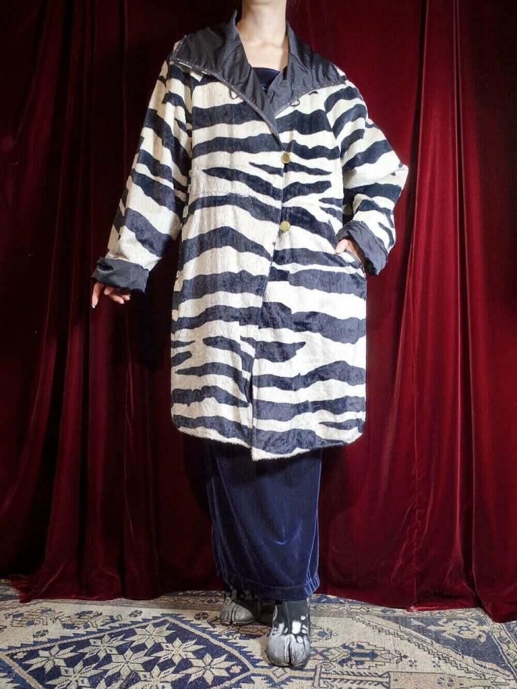 Zebra Fur �� Black Nylon Reversible Coat