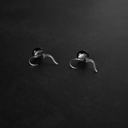 フランス製 アンティークシルバーフレンチジェットピアス