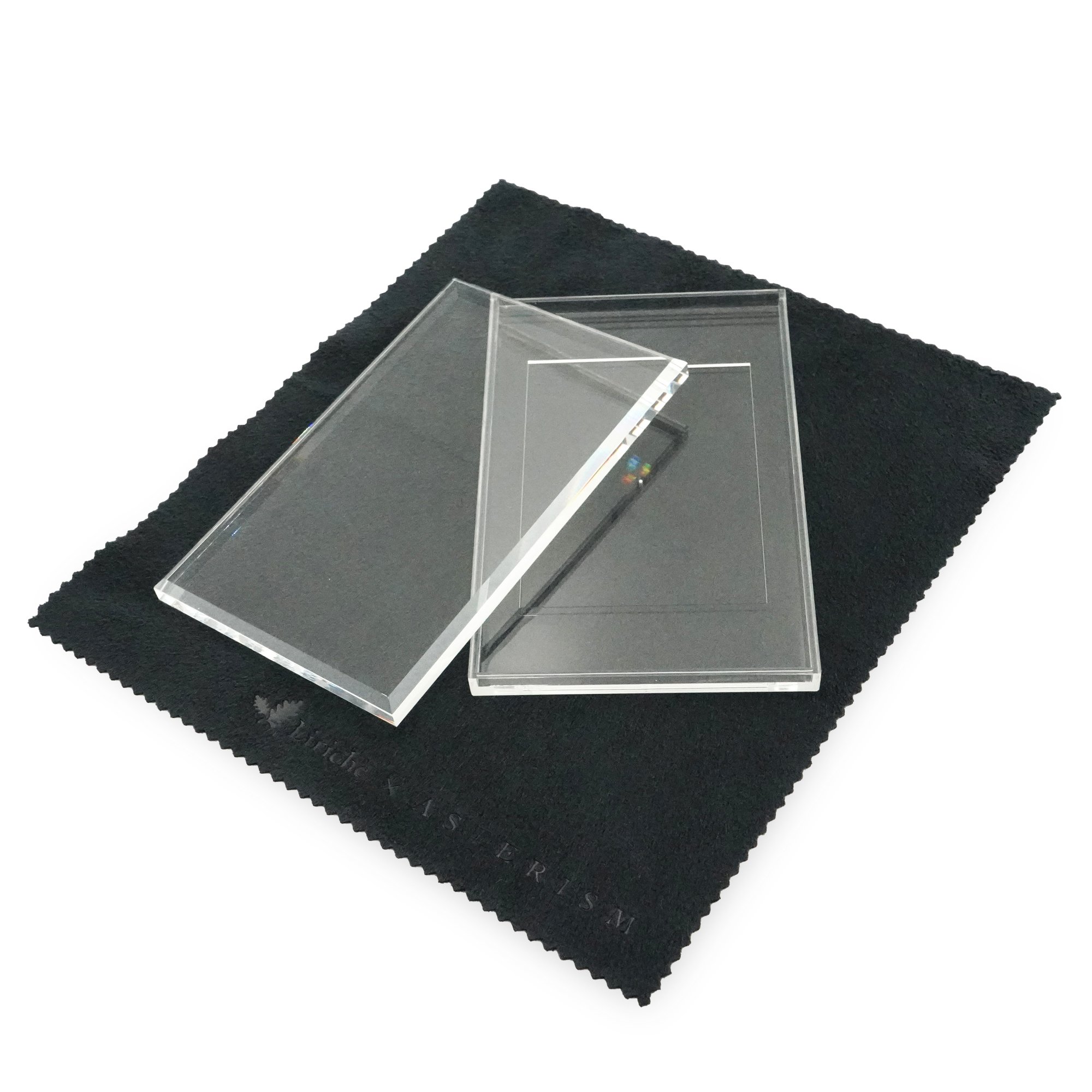 ɥC3 -Crystal clear screw-less Card Case-