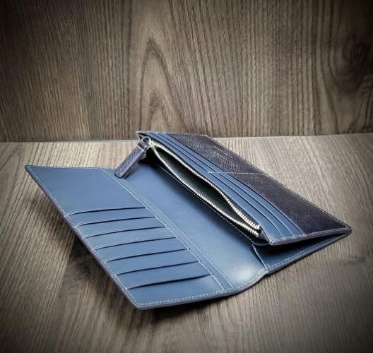 専用のお品となります。 お約束以外のお方は入札なさらないで下さい。 レディース 財布 コンパクト 二つ折り 小さめ お札折らない ミニ