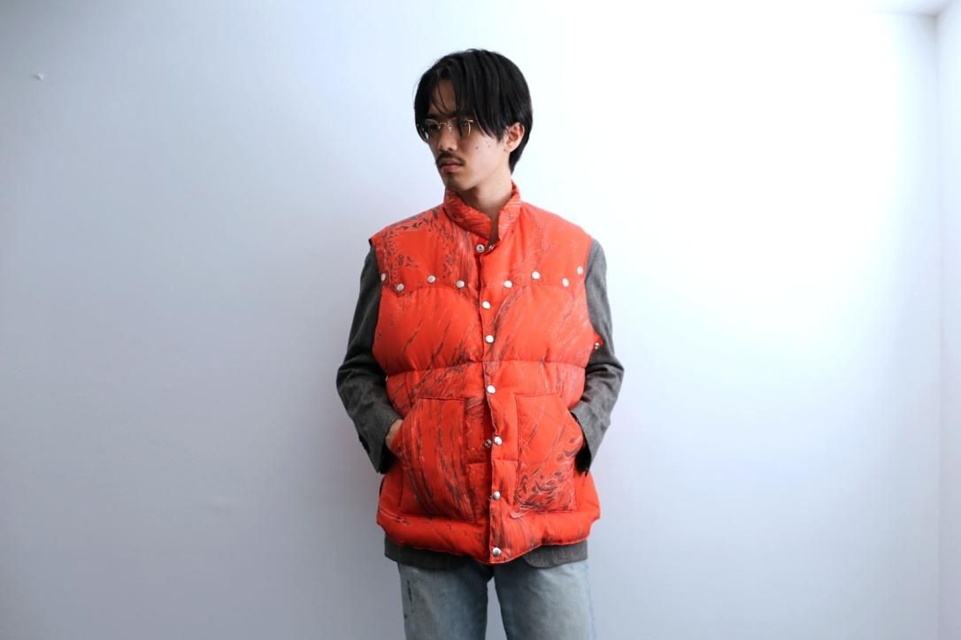 MASU /エムエーエスユー】MARBLE BANDANA PUFFER VEST RED ...