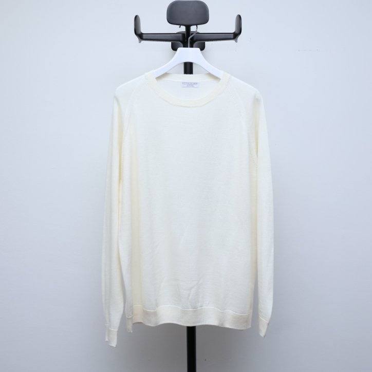 PETER GEESONCLASSIC FIT RAGLAN SLEEVE CREW NECK WHITE