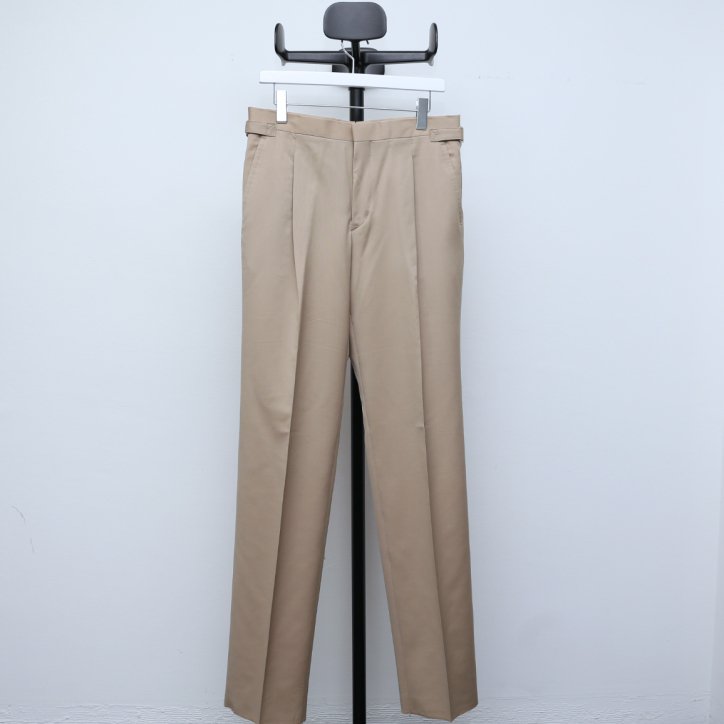 高価値 fendart 1 tuck trousers スラックス 新品 スラックス