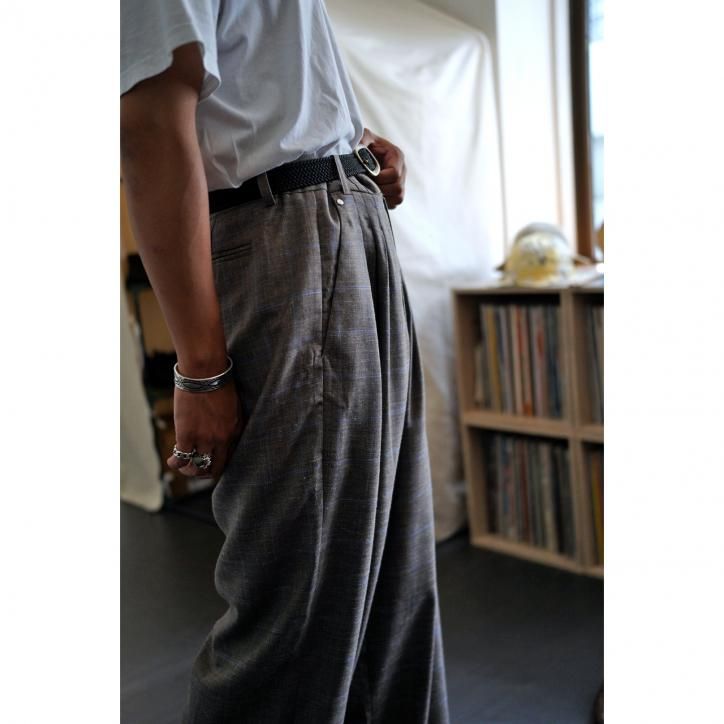 BLESS 3040 麻 リネン Ultrawidepleated Ⅱ BLESS 3040 麻 リネン Ultrawidepleated Ⅱ - メルカリ