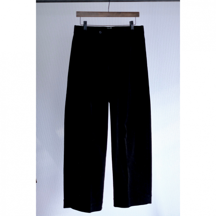 BISOWN/ビソウン】【25FW】CORDUROY 2TUCK WIDE TROUSERS BLACK