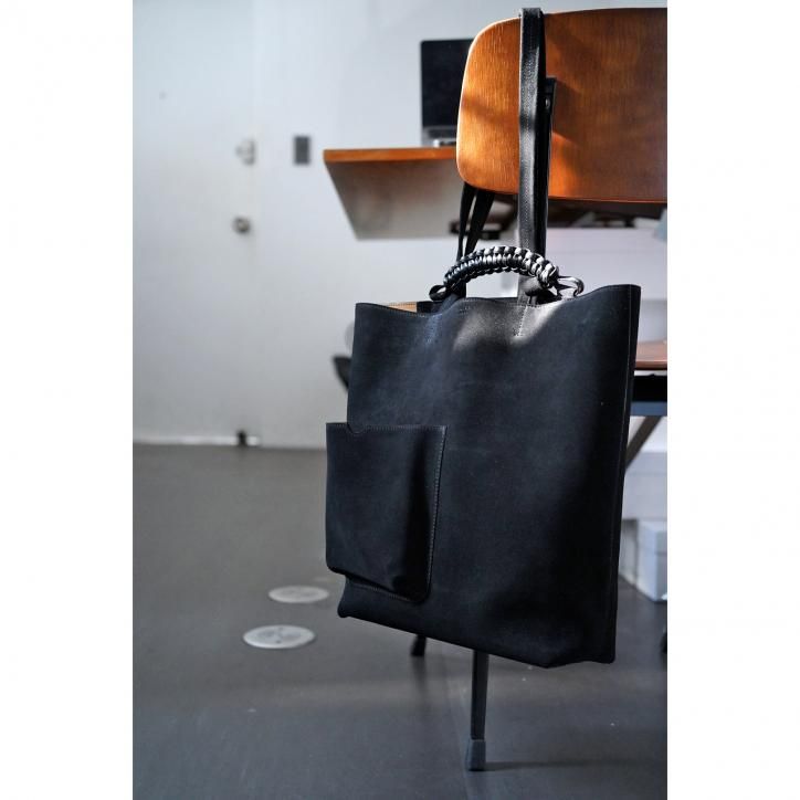 SAGAN VIENNA/ʡPAZAR BOOK TOTE SUEDE BLACK