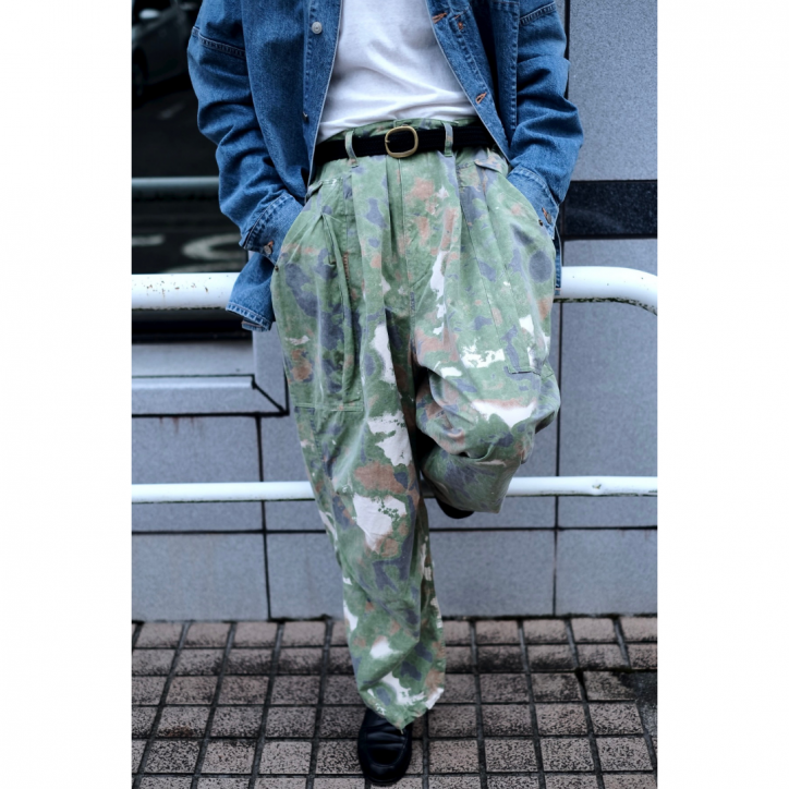 パンツ Gurank Cargo pants camouflage Gurank - Cargo pants camouflage - BLUE NEON