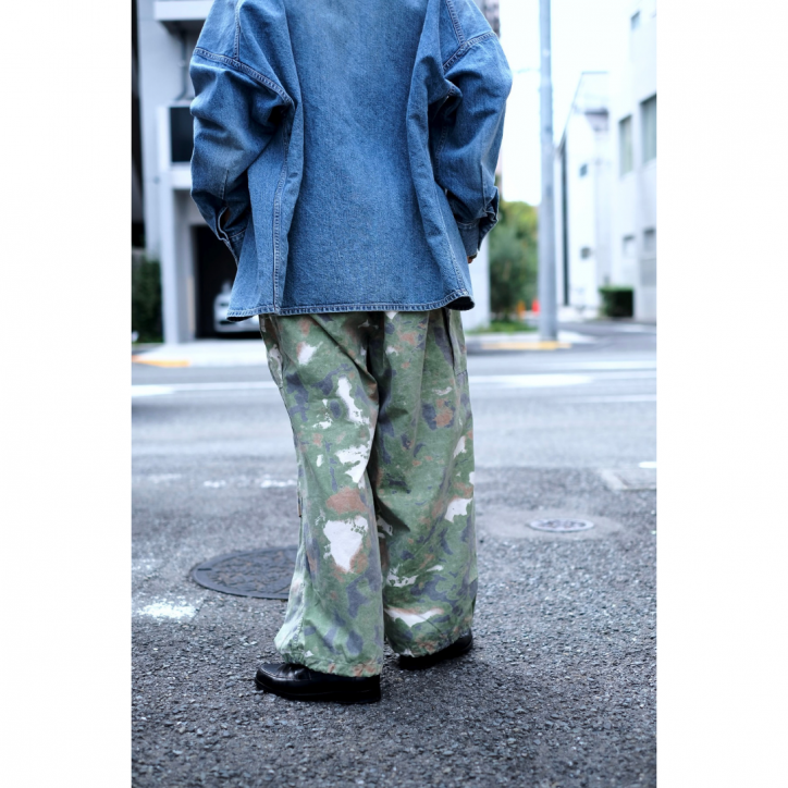 Gurank Poplin camouflage cargo pants BROWN