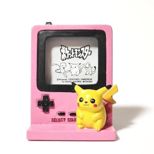 ピカチュウ フォトフレーム レトロゲーム機風　ポケットモンスター　ポケモン 1 家具・インテリア ピカチュウ フォトフレーム レトロゲーム機