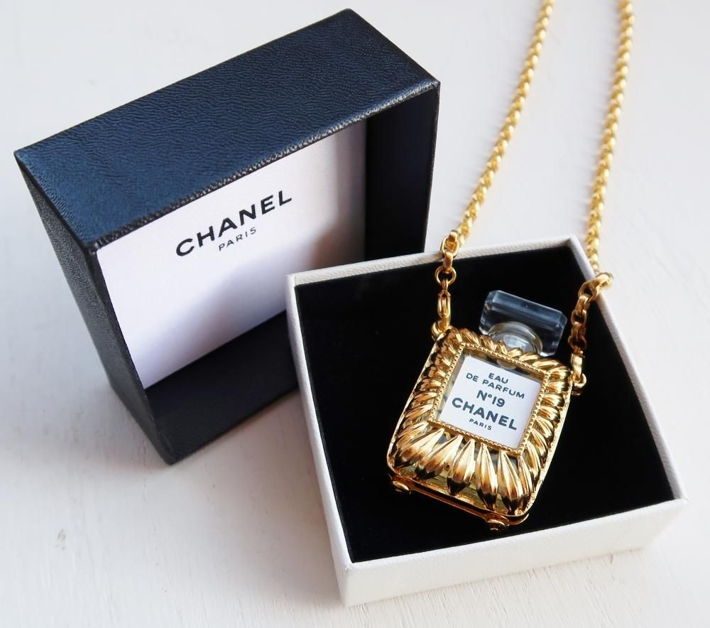 CHANEL vintage （シャネル ヴィンテージ）PERFUME BOTTLE FLOWER