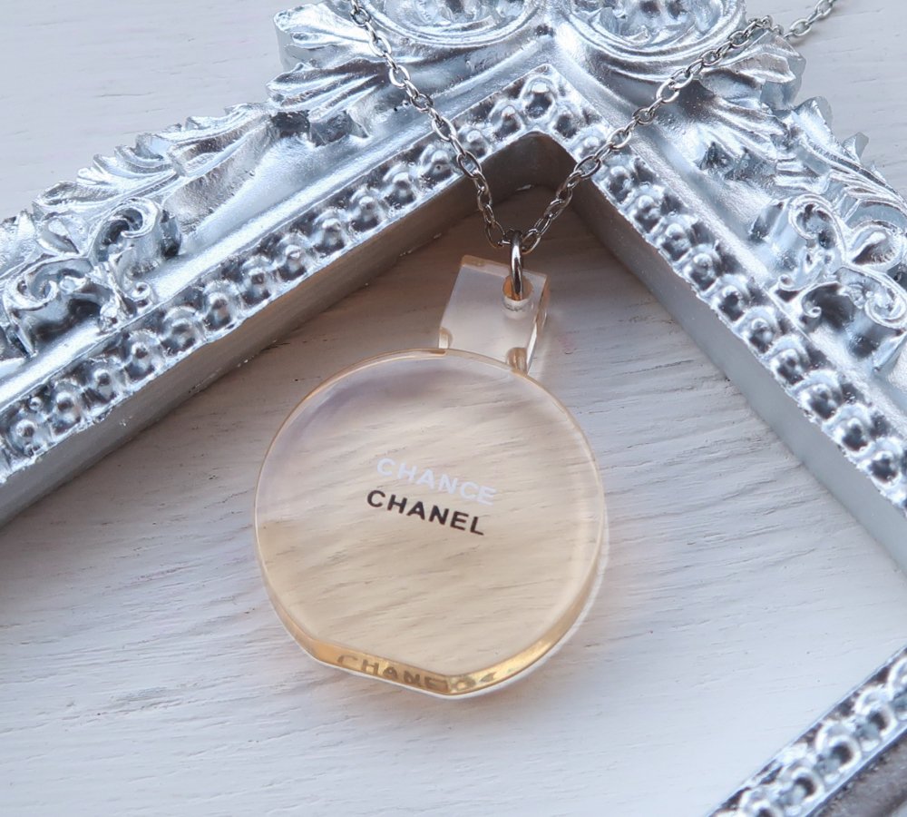 CHANEL vintage （シャネル ヴィンテージ） chanece 香水瓶 モチーフ