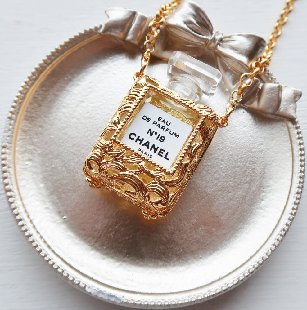 CHANEL vintage （シャネル　ヴィンテージ）PERFUME BOTTLE NECKLESS 香水瓶 チェーン ネックレス　COCO -  vintage & select shop The Delight shop