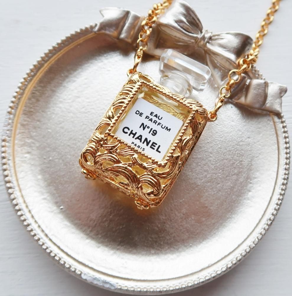 CHANEL vintage （シャネル　ヴィンテージ）PERFUME BOTTLE NECKLESS 香水瓶 チェーン ネックレス　COCO -  vintage u0026 select shop The Delight shop