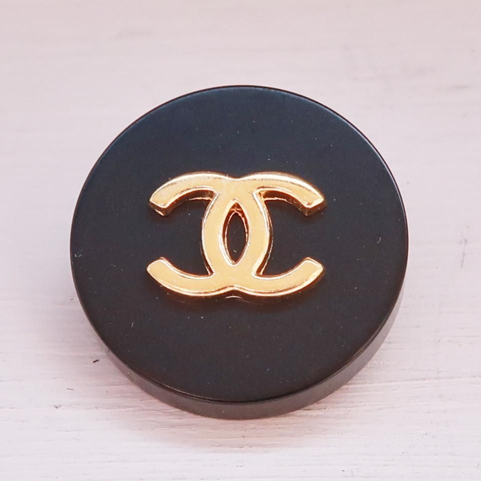 CHANEL シャネル ボタン ヴィンテージ 服飾 黒マット ロゴ 非売品-