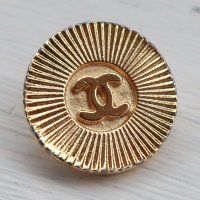 992-1 CHANEL（ヴィンテージ　シャネル）COCOマーク　ボタン　ゴールド