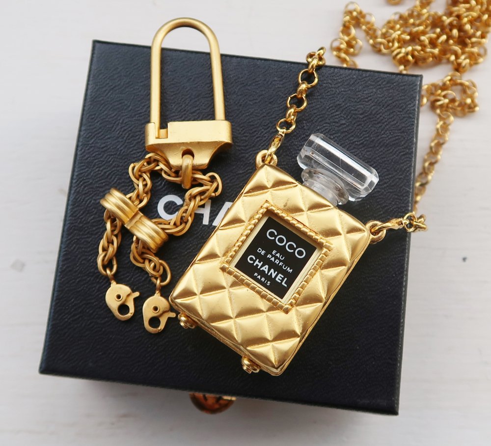 CHANEL vintage （シャネル）PERFUME BOTTLE MATELASSE 2WAY KEY CHAIN NECKLESS 香水瓶  チェーン マトラッセ キーホルダー ネックレス - vintage & select shop The Delight shop